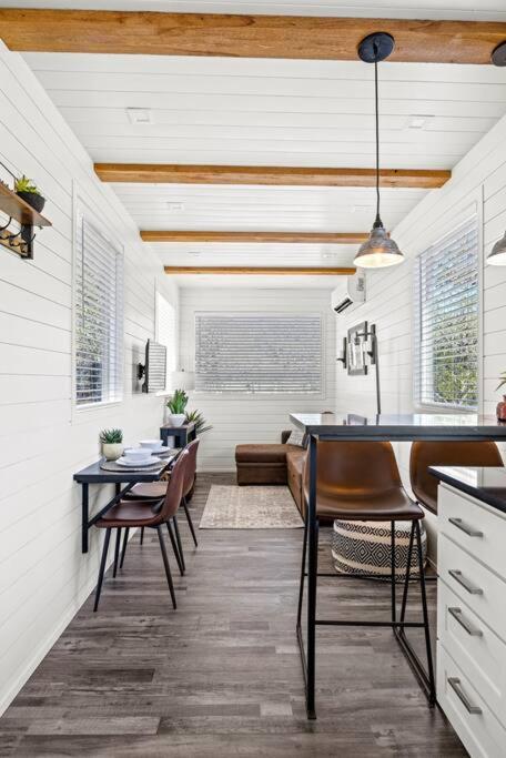 New! The Texas Longhorn-Luxury Container Home Фредериксберг Экстерьер фото